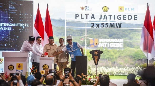 Sejarah Baru Indonesia di Sektor Energi: 26 Pembangkit Listrik dengan Total Kapasitas 3,2 Gigawatt Diresmikan