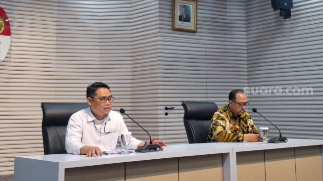 Direktur Penyidikan KPK Asep Guntur Rahayu. (Suara.com/Dea)