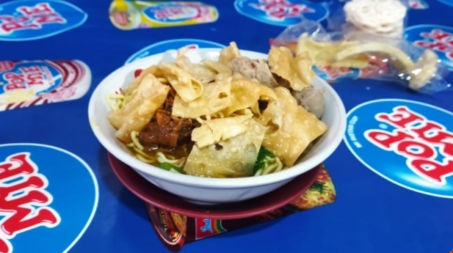 Lezatnya Mie Ayam Bakso Pakde Kota Jambi, Harga Bersahabat