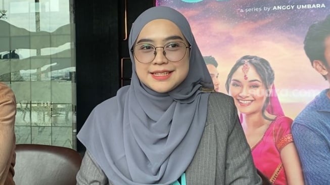 Ria Ricis di acara perkenalan series Pacarku Jinny di kawasan Setiabudi, Kuningan, Jakarta Selatan, Rabu (22/1/2025). [Tiara Rosana/Suara.com]