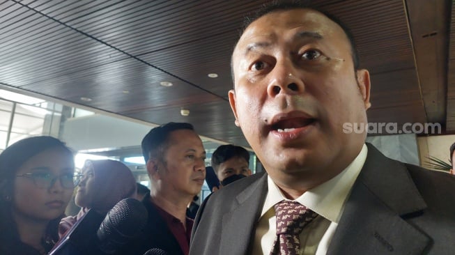 Bahas Dugaan Kekerasan, Wakil Ketua DPR Minta Komisi X Rapat Terbuka dengan Menteri Satryo