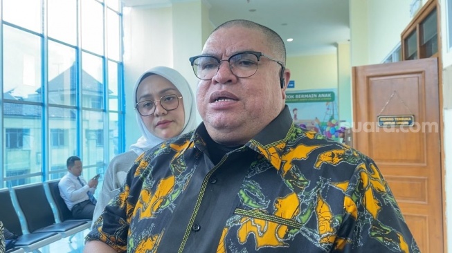 Tak Setuju Suami Bantu Lolly, Istri Razman Arif Nasution: Saya Sudah Duga!