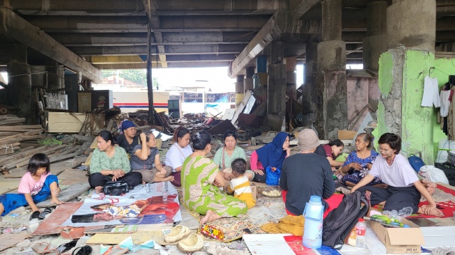 Ironi Warga Kolong Tol: Digusur Berkali-kali, Kembali karena Susah Cari Nafkah