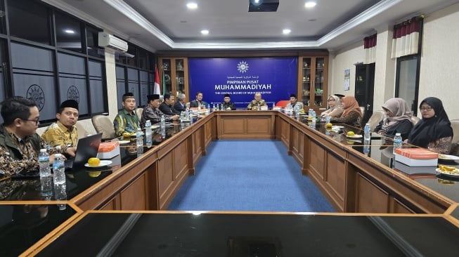 Menguatkan Ukhuwah: Bimas Islam Gandeng Muhammadiyah dan NU Bahas Isu Strategis