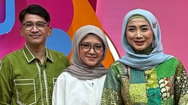 Dekat dengan Ibunya, Begini Hubungan Ruben Onsu dengan Anak Desy Ratnasari