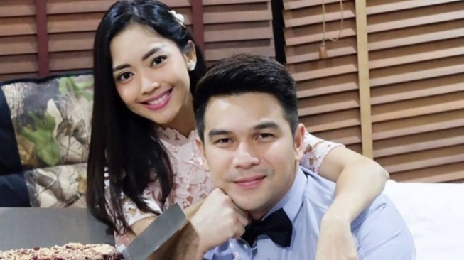 Jonathan Frizzy dan Ririn Dwi Ariyanti (Instagram)