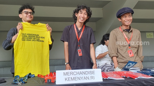 Kritik Lewat Merchandise: "Kemenyan RI" dan Pesan Menyentil dari Seniman Jogja untuk Pemerintah