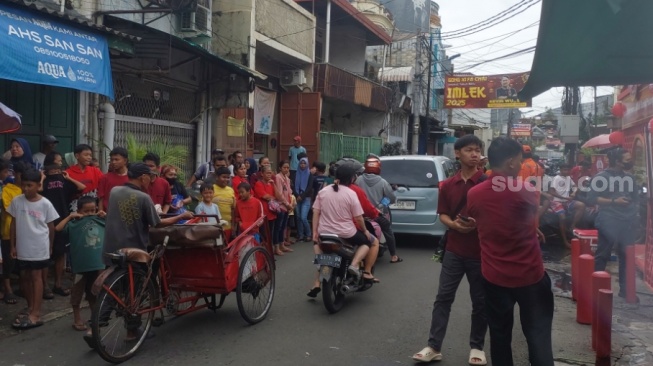 Pengemis Padati Vihara Dharma Bakti, Harap Rezeki Angpao Imlek