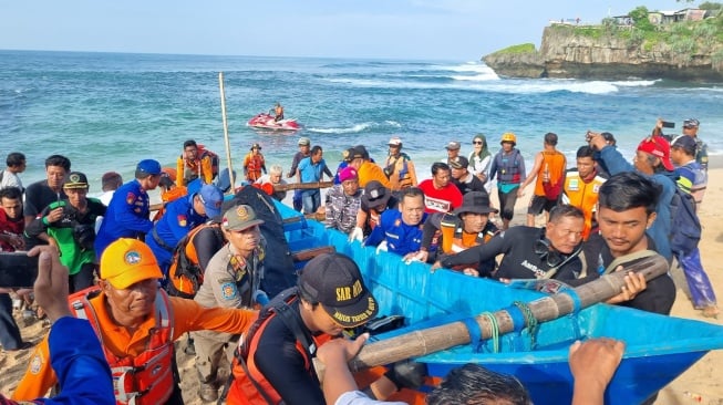 Tragedi Pantai Drini, Akankah Ada Tersangka Kelalaian Tewasnya 4 Siswa SMPN 7 Mojokerto?