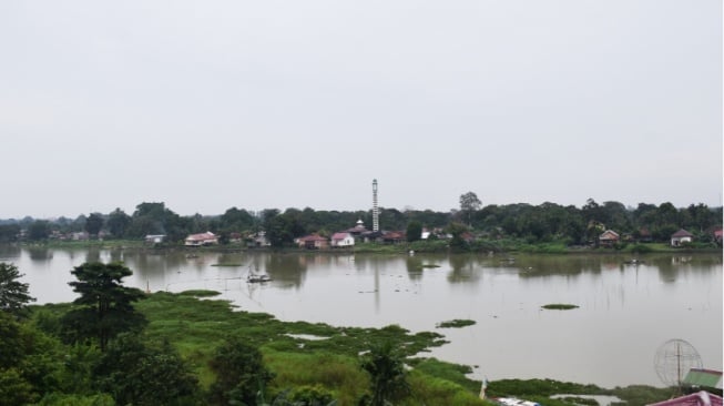 Serunya di Kopi Pedalaman, Cafe dengan View Danau Sipin Kota Jambi