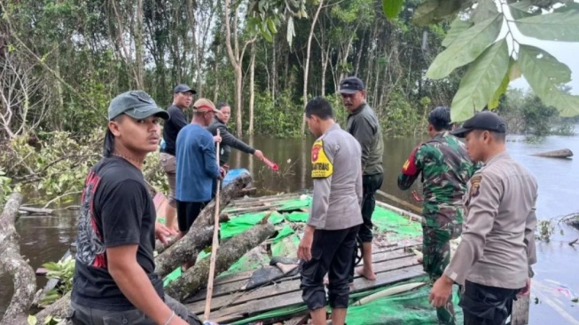 2 Pekerja Tambang Emas Ilegal di Kapuas Hulu Tewas Tertimpa Pohon