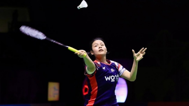 Beda Nasib dengan Putri KW, Komang Lolos ke Final Thailand Masters 2025