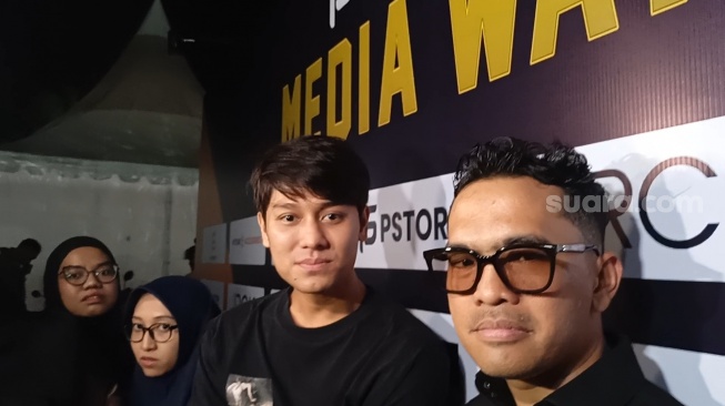 Rizky Billar dan Putra Siregar ditemui di Cilandak, Jakarta Selatan pada Jumat (1/2/2025) [Suara.com/Rena Pangesti]