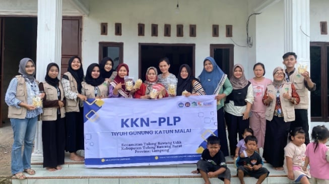 KKN Unila Gelar Sosialisasi Branding Digital untuk UMKM di Tubaba Lampung