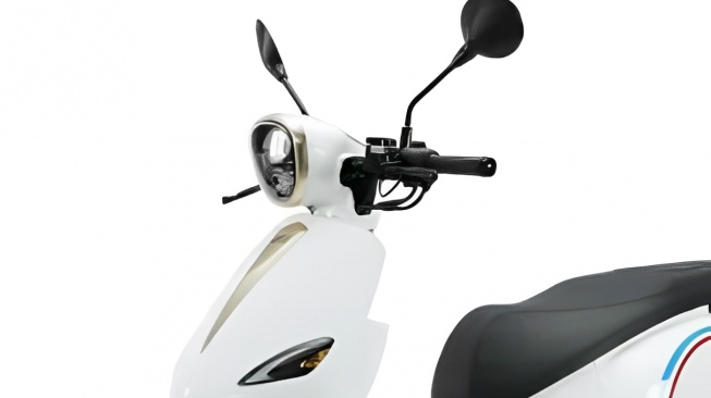 Aura Retro Terpancar, Harga Setara BeAT: Intip Pesona Motor Pesaing Honda Scoopy