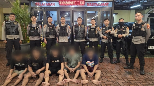 5 Orang Remaja Diciduk Polisi Saat Tawuran di Tambora, Busur Panah Disita