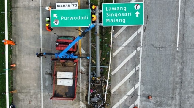 Kecelakaan Bus Rombongan SMAN 1 Porong: Tak Ada Izin Resmi, Tujuan untuk Foto Album Kenangan