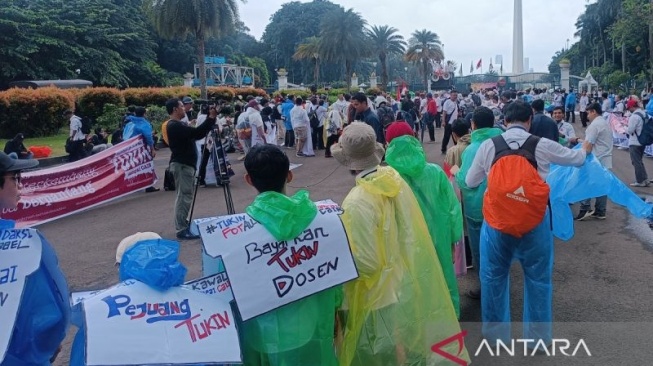 Aksi Tuntut Tukin Sejak Januari, Adaksi Kesal Kemendiktisaintek Terus Bungkam