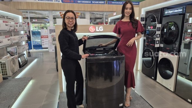 Peluncuran mesin cuci top loading baru LG TV2519DV5J di Jakarta, Senin (3/2/2025). [Suara.com/Dythia]