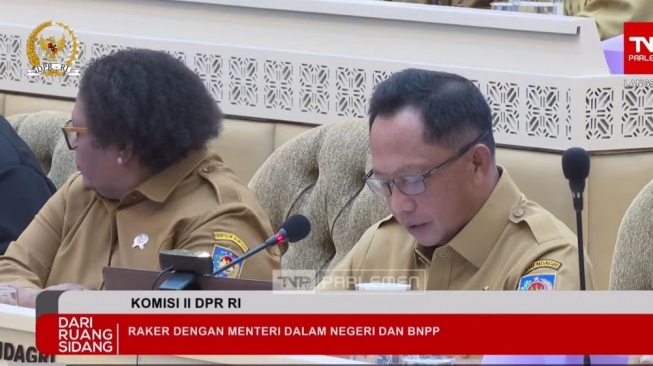 Ikut Instruksi, Tito Lapor ke DPR Pangkas Anggaran Kemendagri Hingga 57 persen