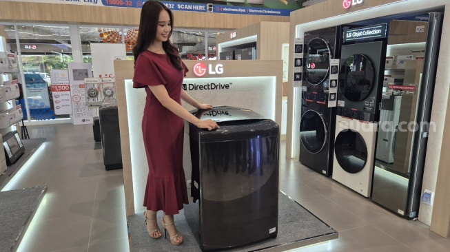 Peluncuran mesin cuci top loading baru LG TV2519DV5J di Jakarta, Senin (3/2/2025). [Suara.com/Dythia]