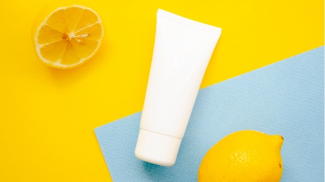 5 Face Wash dengan Ekstrak Lemon, Solusi Segar untuk Kulit Berminyak