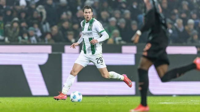 Siapa Joe Scally? Pemain Muda yang Jadi 'Murid' Kevin Diks di Gladbach