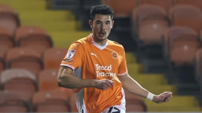 Bagi Elkan Baggott, performa impresif dalam beberapa laga terakhir bersama Blackpool menjadi sinyal positif (IG Elkan Baggott)