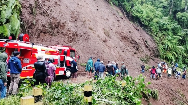 Longsor Parah Landa Poncokusumo Malang, 3 Titik Sekaligus