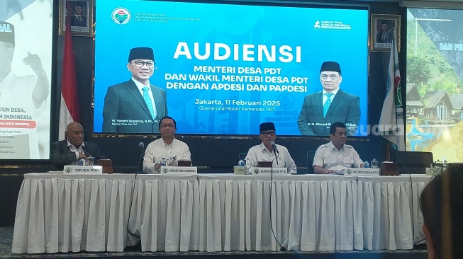 Mendes Yandri ke Apdesi dan Papdesi: Kalau Ada yang Ancam dan Memeras Jangan Takut, Lawan Saja!