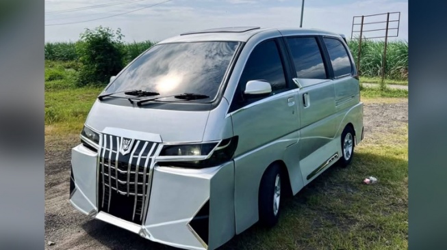 Daihatsu Espass bertampang Alphard (Facebook)