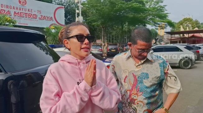 Nikita Mirzani Bantah Peras Reza Gladys Terkait Skincare, Beda Jauh dengan Keterangan Polisi