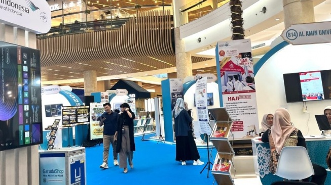 BRI Mudahkan Transaksi Penerbangan Umrah Bersama Garuda Indonesia