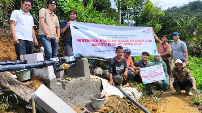 Bagian dari Implementasi ESG, Telkom Salurkan Bantuan Sanitasi Air Bersih ke 232 Lokasi di Seluruh Indonesia