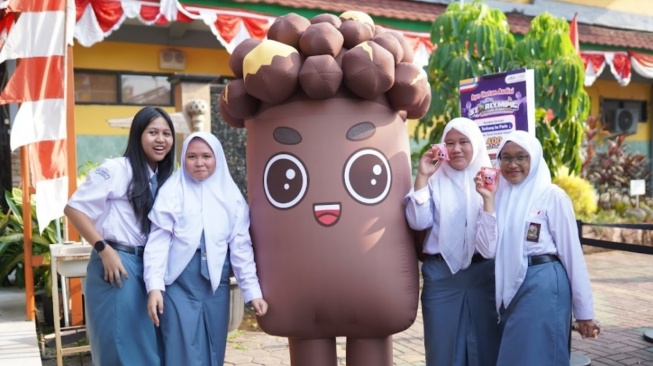 Tren Es Krim di Era Gen Z: Inovasi, Media Sosial, dan Maskot Lucu