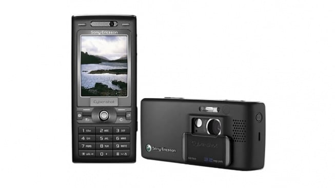 Sony Ericsson K800i. [Sony]