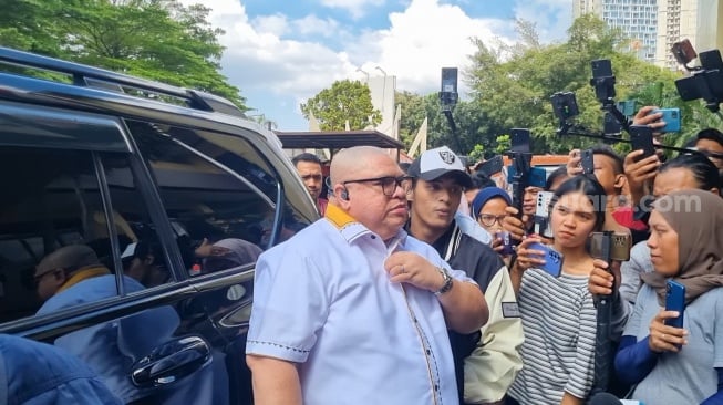 Diperiksa Lagi atas Laporan Nikita Mirzani, Vadel Badjideh Temui Penyidik Hari Ini