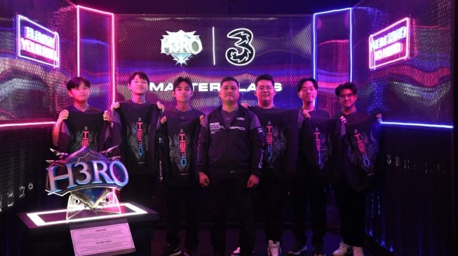 Cara Tri Siapkan Bibit Esports lewat H3RO Masterclass