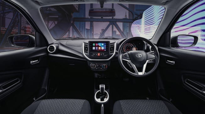 Interior Toyota Vitz. (Toyota Afsel)