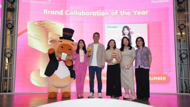 Femmy Fiber | Dita Karang of SECRET NUMBER sebagai Brand Collaboration of the Year pada acara The 2nd K-Playlist Annual Community Award (KACA) di Korea 360 (Main Atrium), Lotte Mall Jakarta pada Jumat, 14 Februari 2025 [Istimewa]