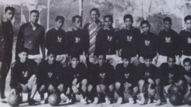 Timnas Indonesia di Piala Asia U-19 1961. (Dok. Goal). 