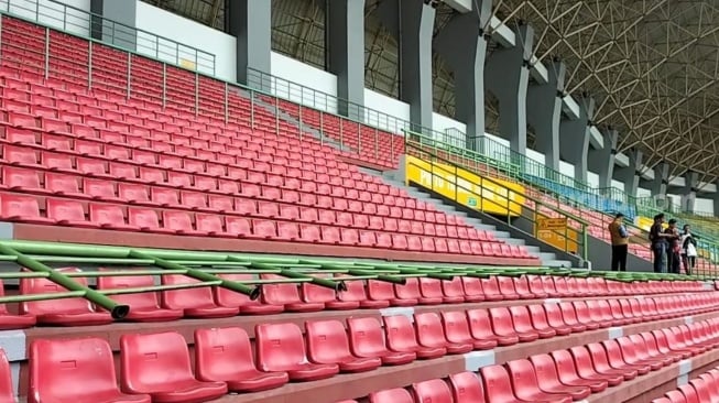 Fasilitas Stadion Patriot Rusak Pasca Ricuh Persija vs Persib, Siapa Mau Tanggung Jawab?