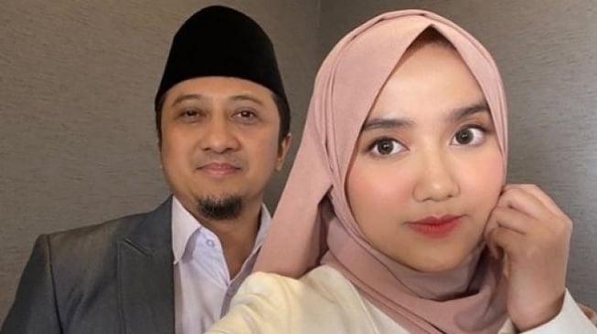 Wirda Mansur dan ayah tercinta, Ustaz Yusuf Mansur (Instagram/wirda_mansur)