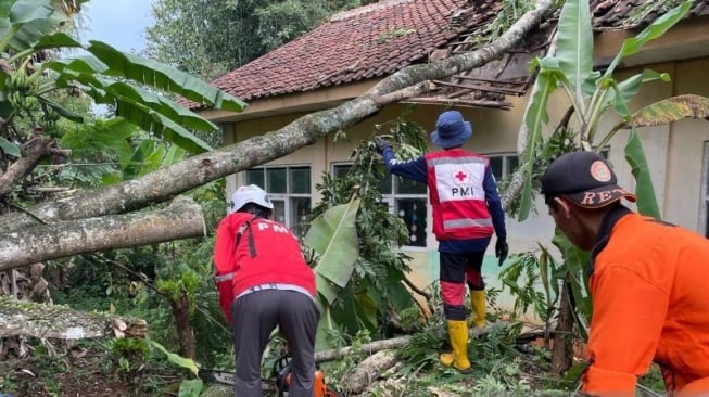 BPBD Cianjur Tingkatkan Pengawasan Antisipasi Bencana Alam, Siagakan Ratusan Relawan