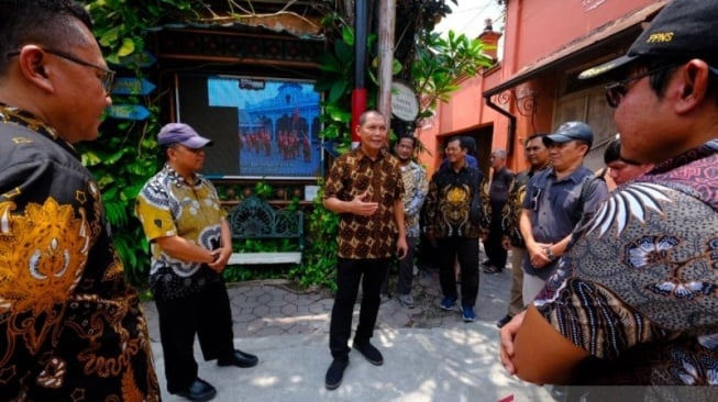 Batik Kauman Reborn: Jelajahi Kampung Wisata Batik di Solo yang Instagramable Abis!