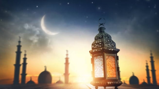 Syirillah Ya Ramadhan Lirik Arab dan Artinya, Sholawat Menyambut Bulan Suci Ramadhan