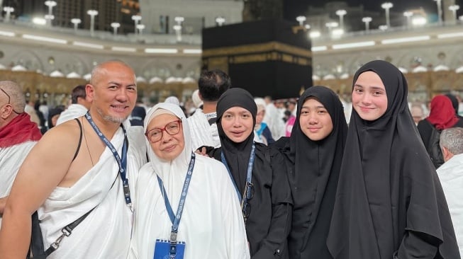 Syifa Hadju jalani umrah bareng keluarga (Instagram)