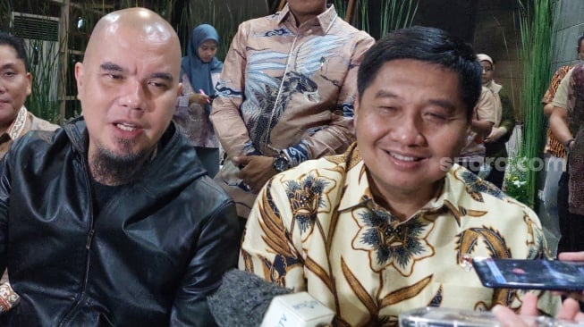 Dalih Efisiensi, Ahmad Dhani Rela Dewa 19 Tak Dibayar Demi Menteri Ara: Kita Bersahabat