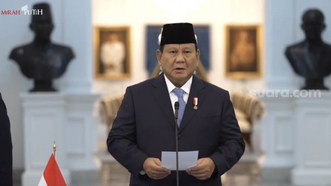 Presiden Prabowo Subianto meneken Undang-Undang Nomor 1 Tahun 2025 tentang Perubahan Ketiga atas Undang-Undang Nomor 19 Tahun 2003 tentang Badan Usaha Milik Negara. Penandatangan dilakukan kepala negara di Istana Merdeka, Jakarta. (tangkap layar)