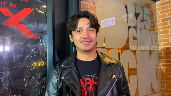 Kegiatan Arbani Yasiz Selama Syuting Film Pabrik Gula, Kepo Cerita Seram dari Para Kru